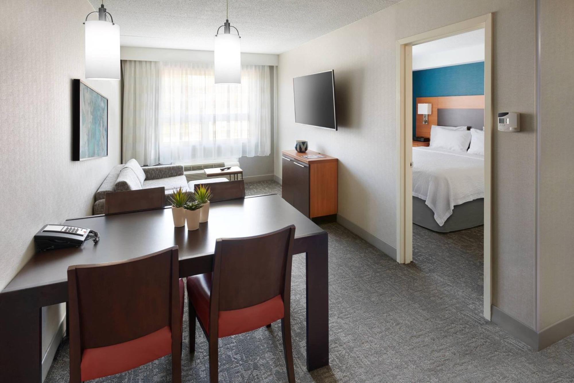 Towneplace Suites By Marriott Mississauga-Airport Corporate Centre Exteriér fotografie